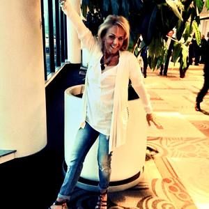 Meet your Posher, Teri